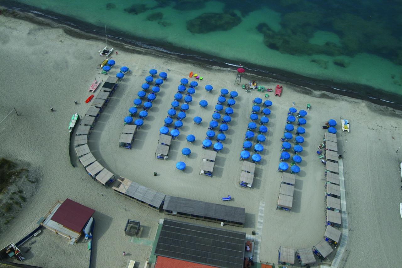 Hotel Ellymar Вада Екстериор снимка